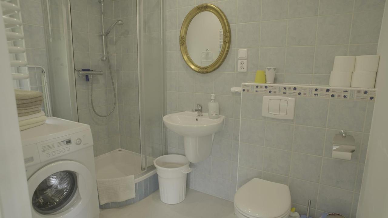 Beata W Sasinie Apartment *